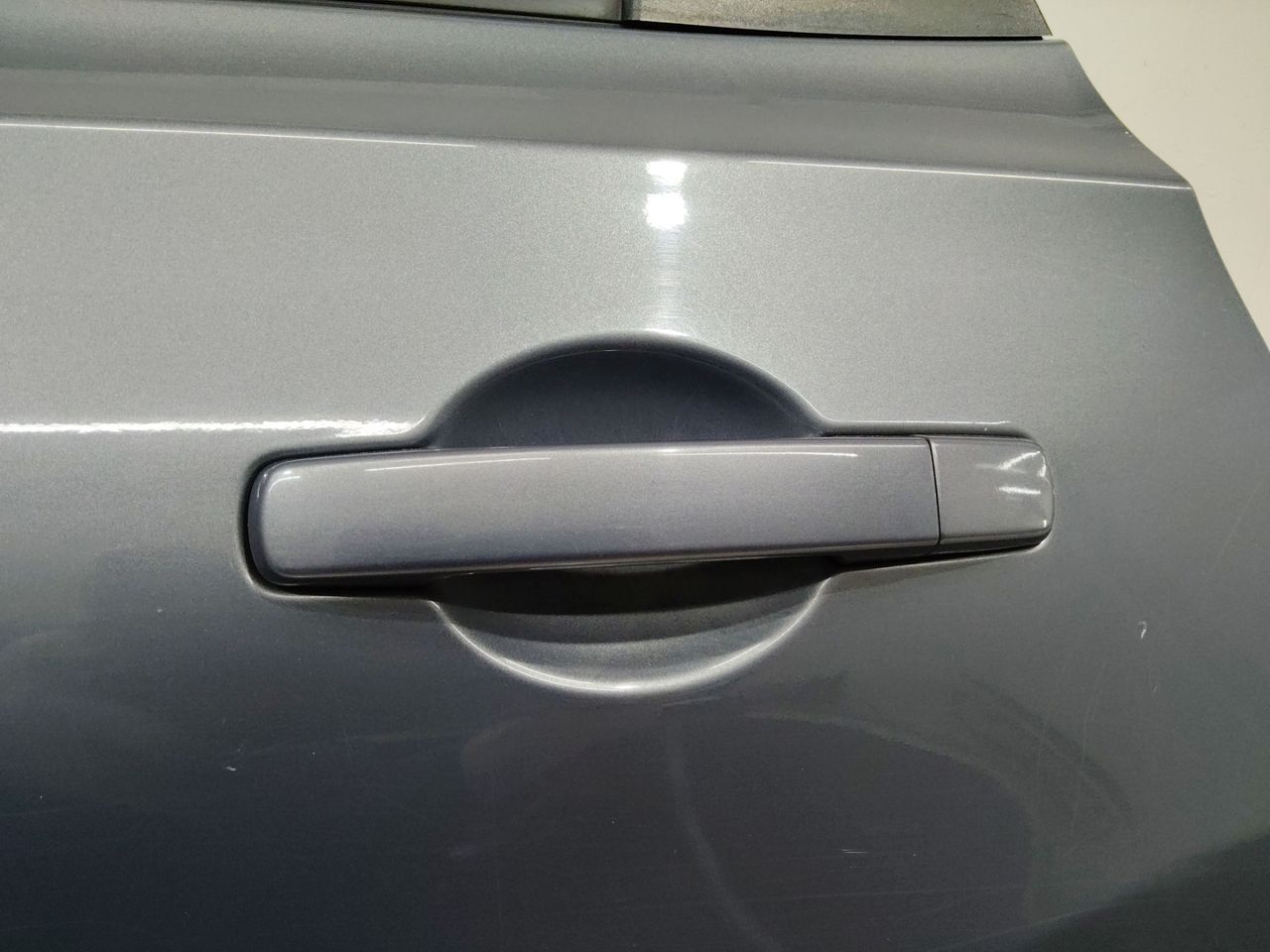 ручка наружная задняя левая Nissan Qashqai+2 J10 2008
