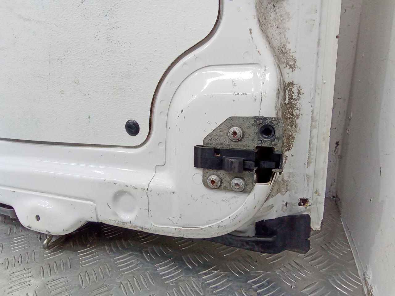 замок двери Volkswagen Crafter 1 поколение [рестайлинг] 2015