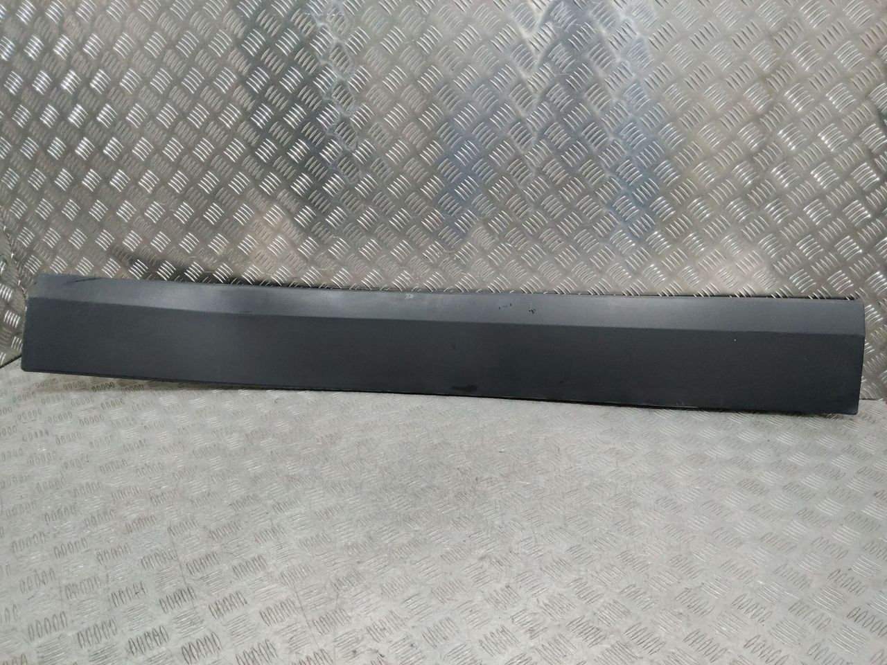 молдинг (накладка кузовная) Mercedes-Benz Sprinter 2 поколение (W906) 2011, A9066905482
