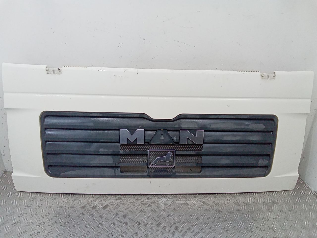 капот MAN TGL 1 поколение 2007, 81611100072