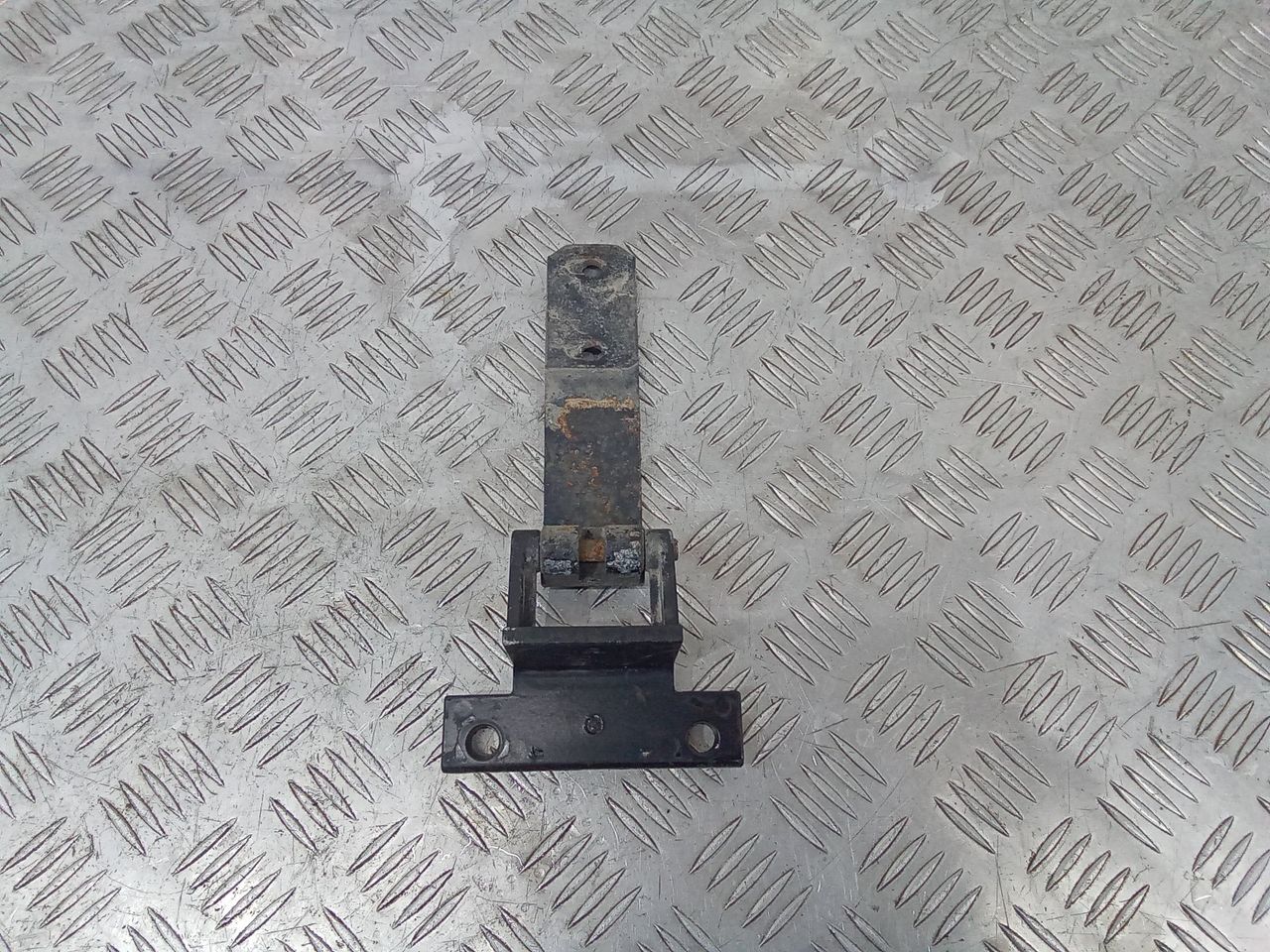 петля капота DAF 2003