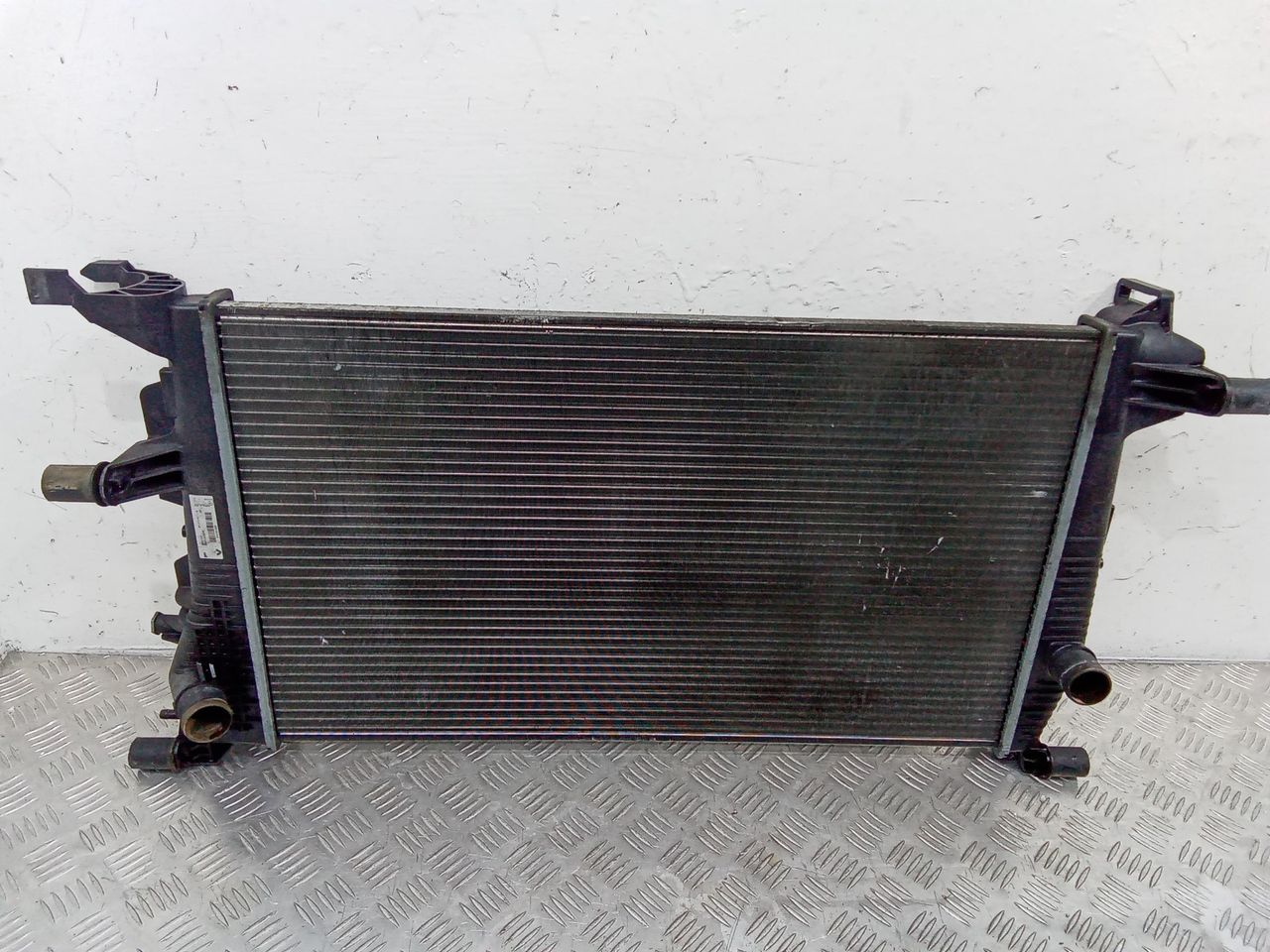 радиатор (основной) Renault Megane 3 поколение 2011, 214105150R