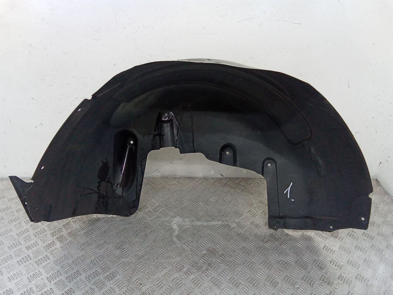 защита арок задняя правая (подкрылок) Mercedes-Benz GL-Класс X166 2014, A1668847522
