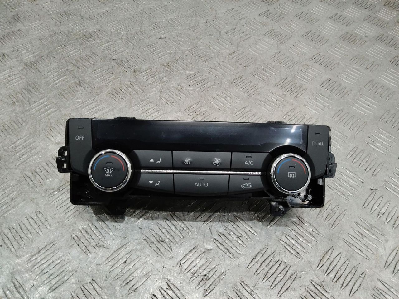 блок управления печки / климат-контроля Renault Kadjar 1 поколение 2016, 275102210R