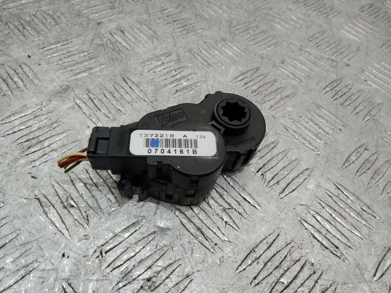 моторчик заслонки печки Renault Kadjar 1 поколение 2016, T37221B, 0704161B