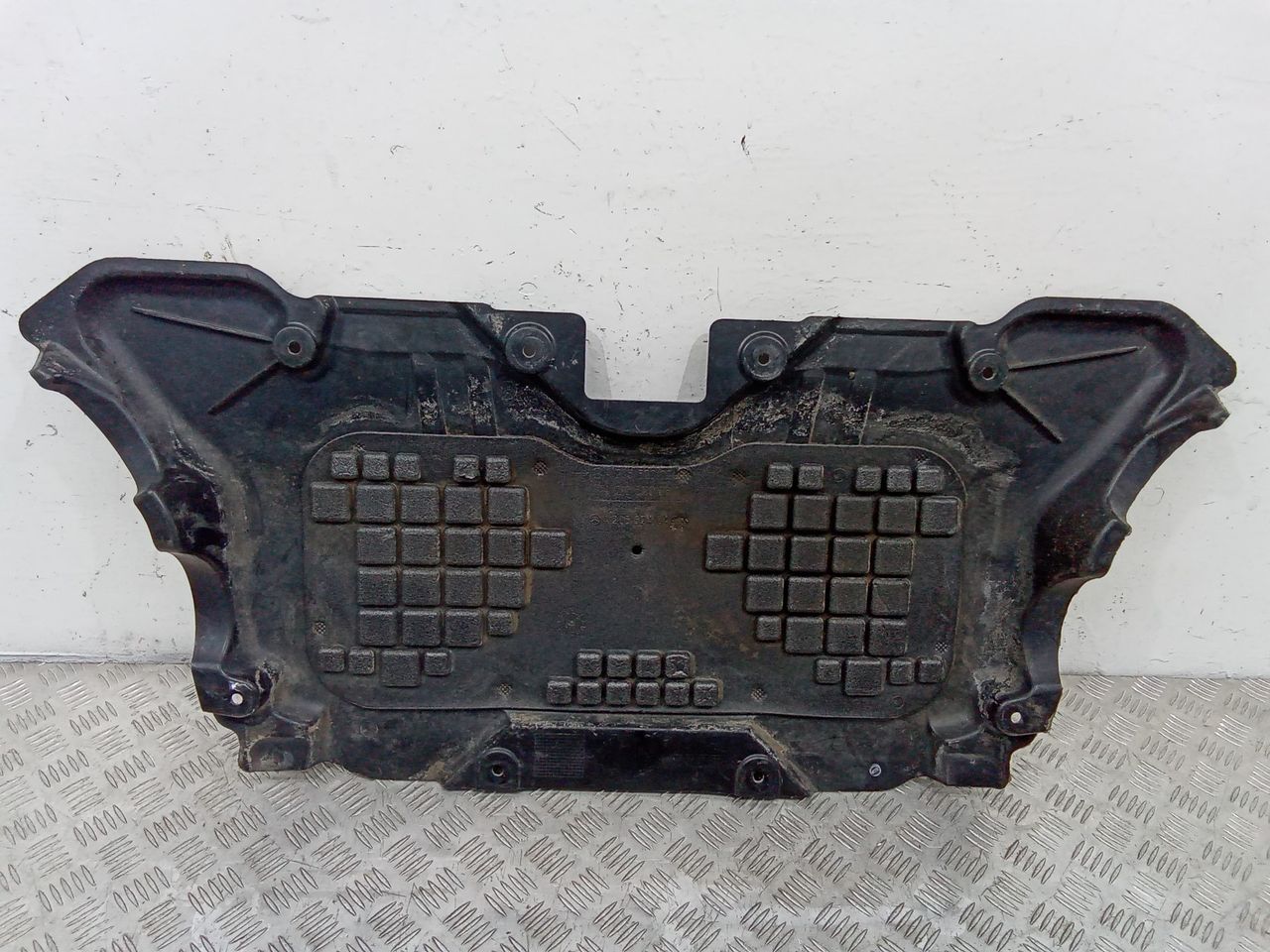 защита двигателя Mercedes-Benz C-Класс W205/S205/C205 2017, A2135200800, A20552002