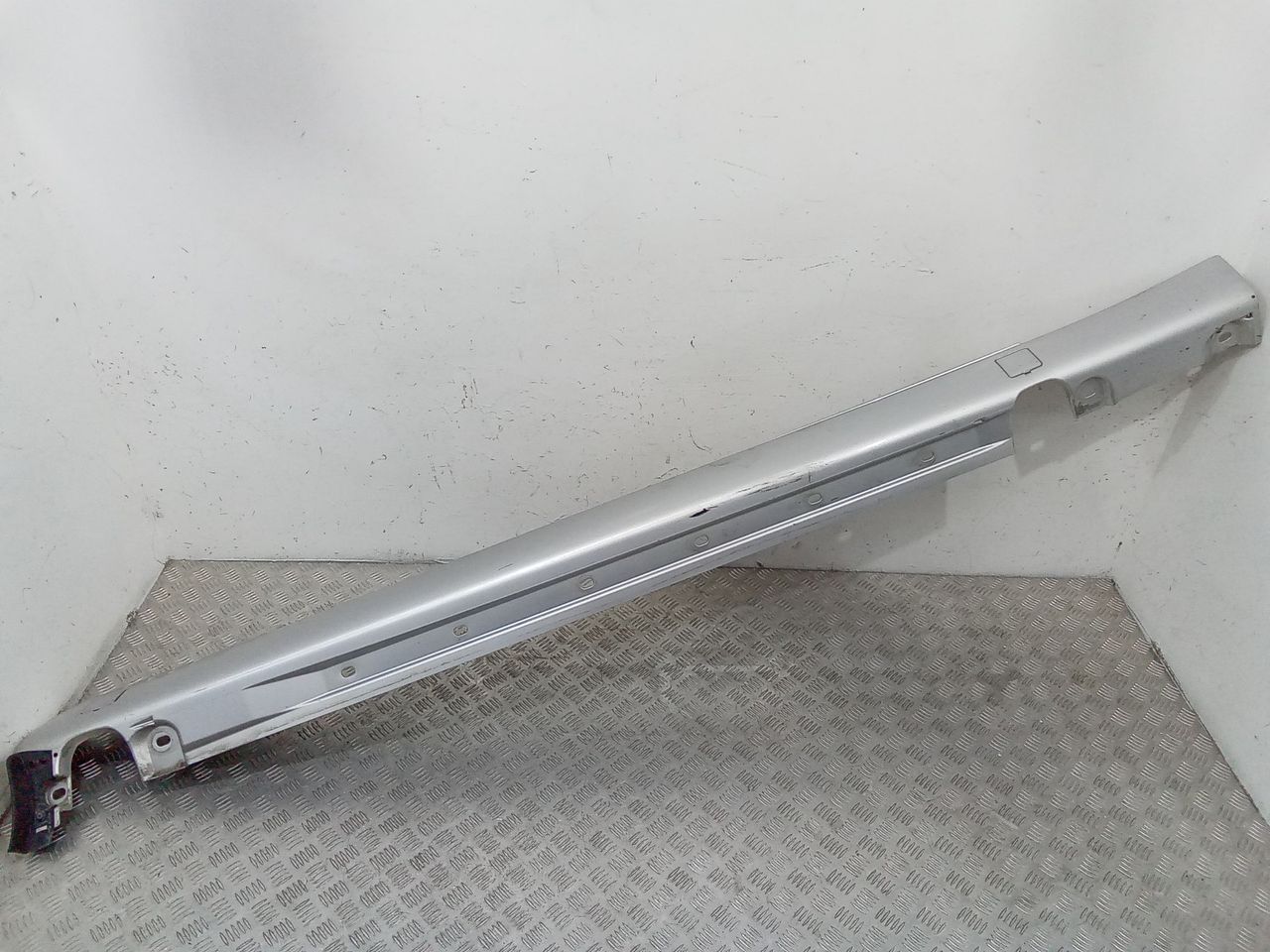 накладка на порог Mercedes-Benz S-Класс W220 2001, A2206900240