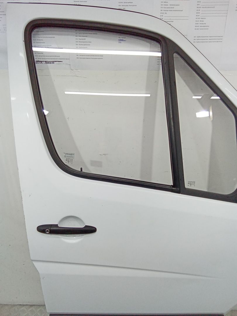 стекло двери передней правой Mercedes-Benz Sprinter 2 поколение [рестайлинг] (W906) 2017, правый руль