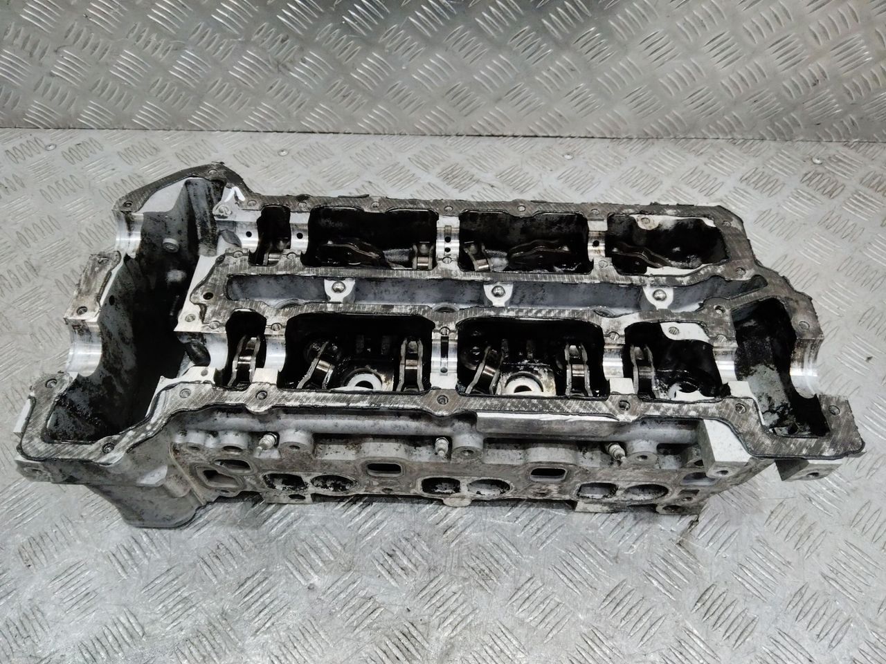 головка блока цилиндров Mercedes-Benz S-Класс W221 2008, 3.0 л., OM 642.930, дизель, АКПП, A6420108820