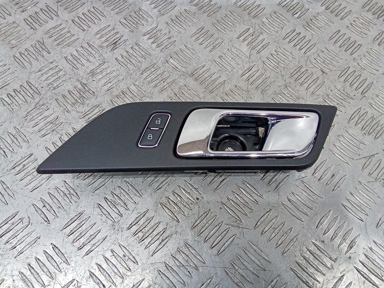 ручка внутренняя передняя правая Ford Mustang 6 поколение S550 2015, FR3B6322600