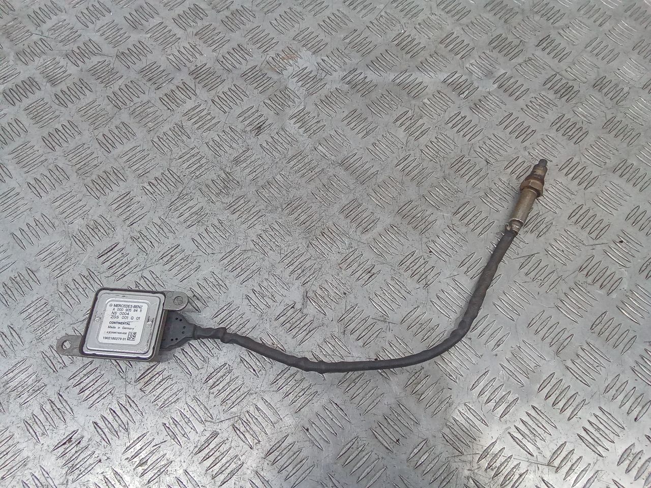 Датчик NOx Mercedes-Benz Sprinter 2 поколение [рестайлинг] (W906) 2014, 2.0 л., дизель, A0009058411