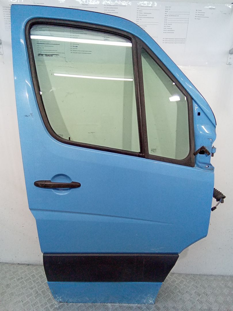 дверь передняя правая Mercedes-Benz Sprinter 2 поколение (W906) 2013