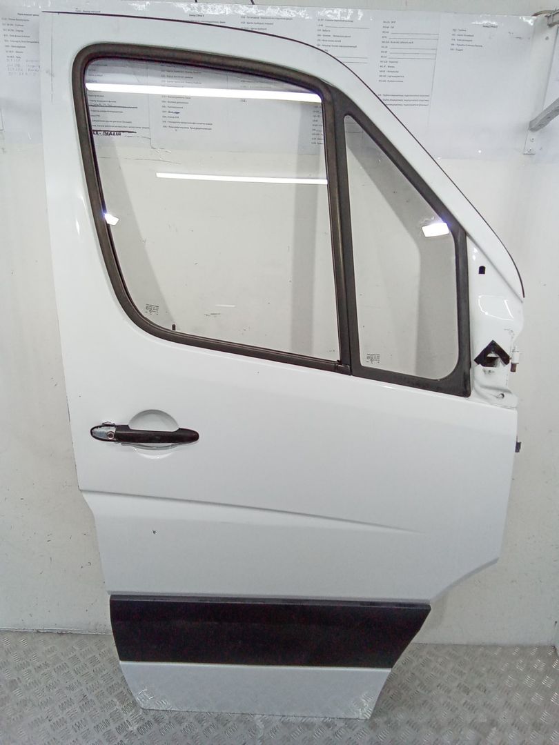 дверь передняя правая Mercedes-Benz Sprinter 2 поколение [рестайлинг] (W906) 2015