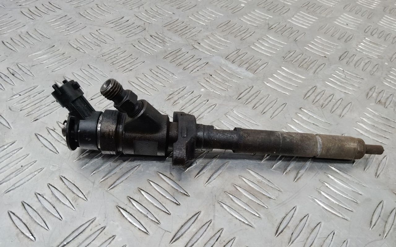форсунка Peugeot 207 1 поколение 2009, 1.6 л., дизель, МКПП, 0445110311