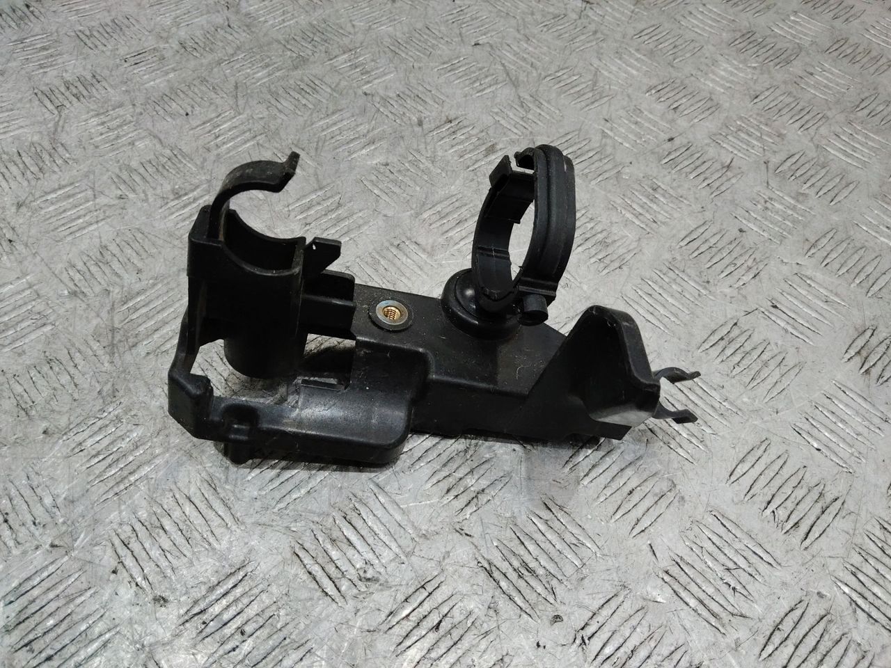 кронштейн (крепление) Renault Megane 4 поколение 2018, 217530327R