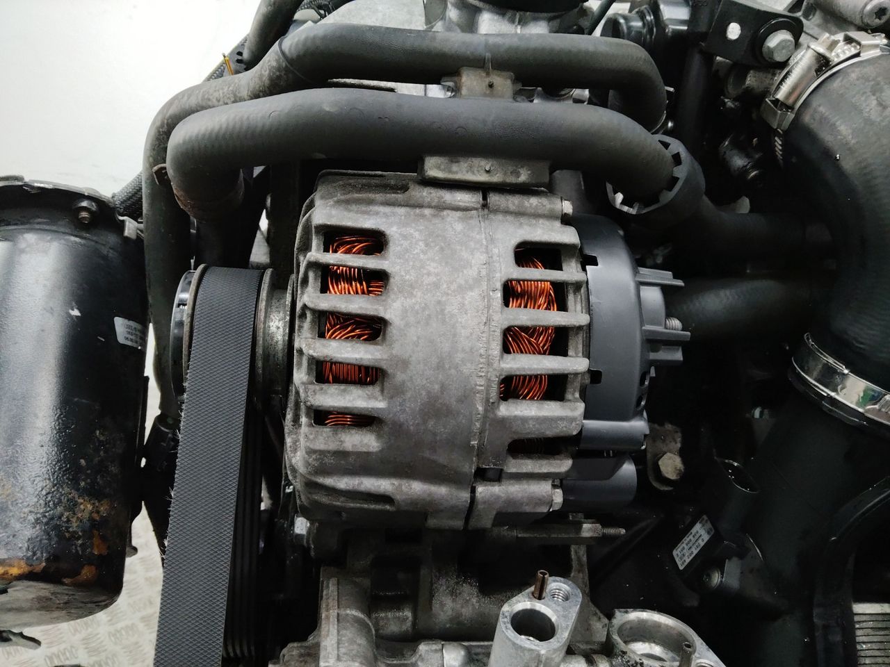 генератор Volkswagen Passat B6 2009, 2.0 л., дизель, МКПП, 03L903023F