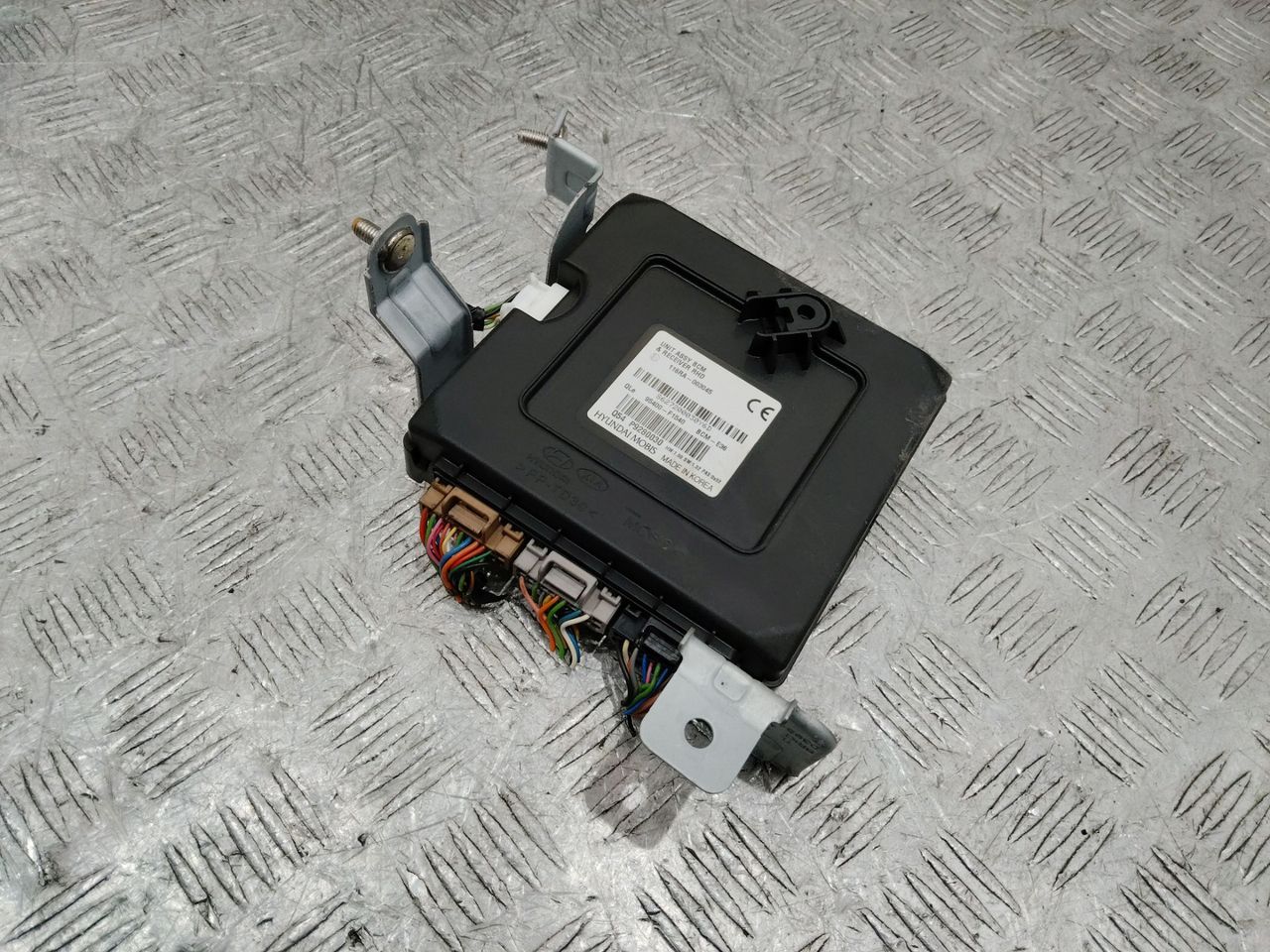 Блок управления BCM (Body Control Module) Kia Sportage 4 поколение [рестайлинг] 2019, 95400F1540