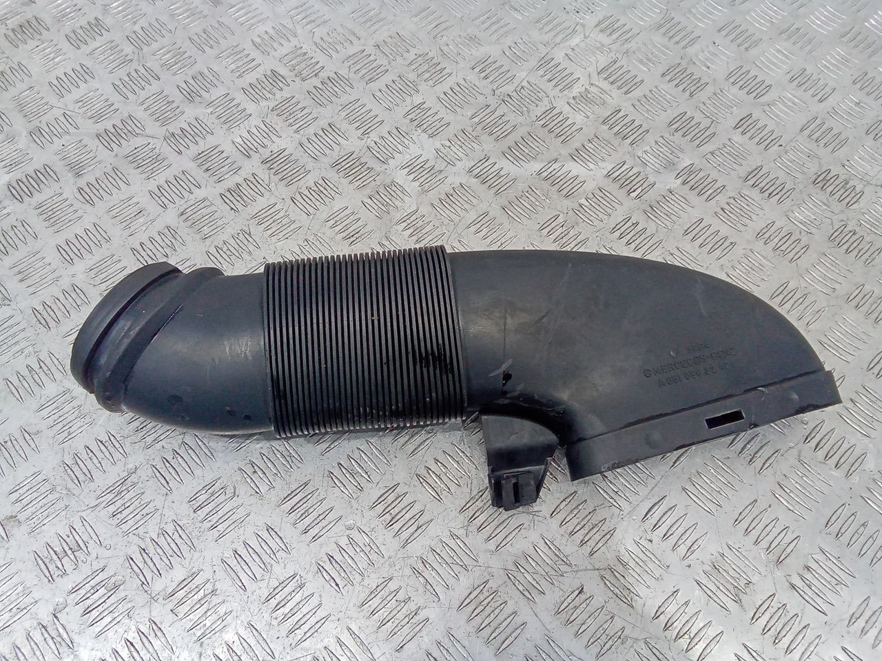 воздухозаборник Mercedes-Benz C-Класс W205/S205/C205 2014, A6510903242