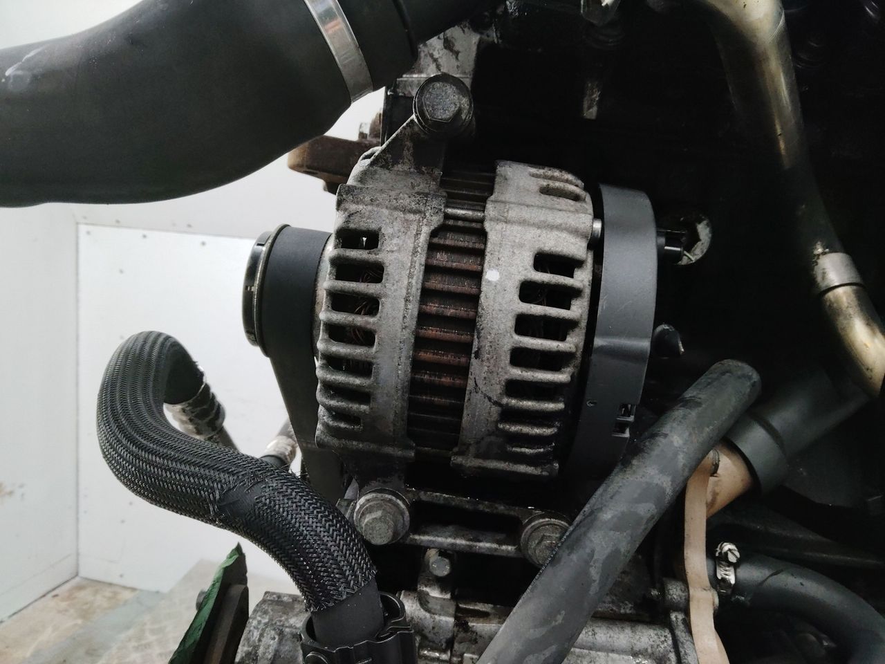 генератор Peugeot Boxer 2 поколение 2006, 2.2 л., 4HV (P22DTE), дизель, МКПП, 6C1T10300BC, 0121615002