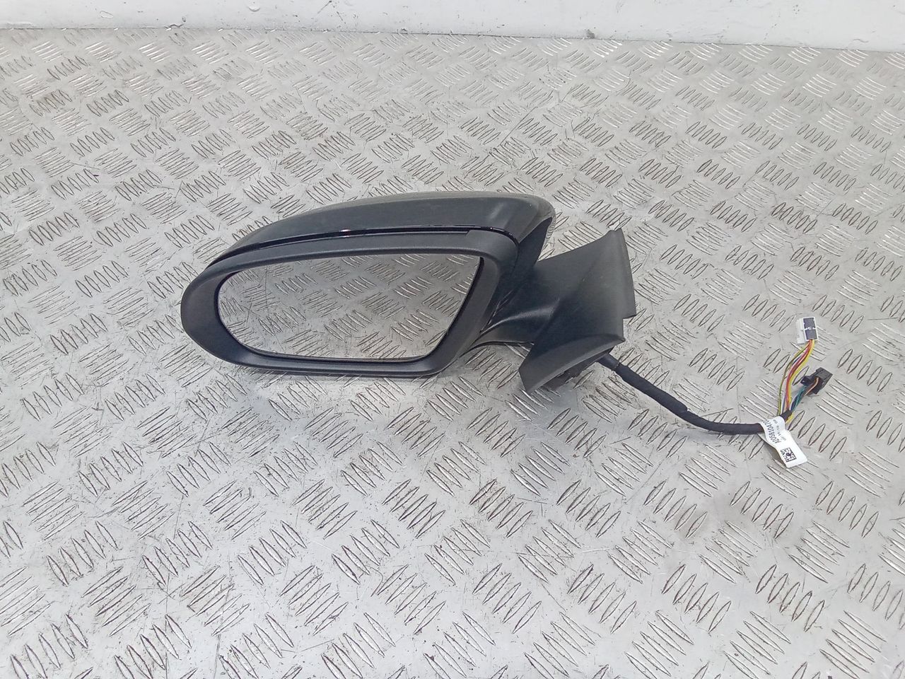 зеркало наружное левое Mercedes-Benz C-Класс W205/S205/C205 2016, A2058104702