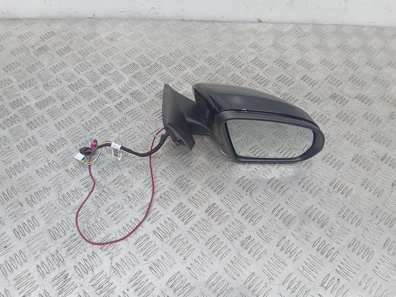 зеркало наружное правое Mercedes-Benz C-Класс W205/S205/C205 2016, A2058104202
