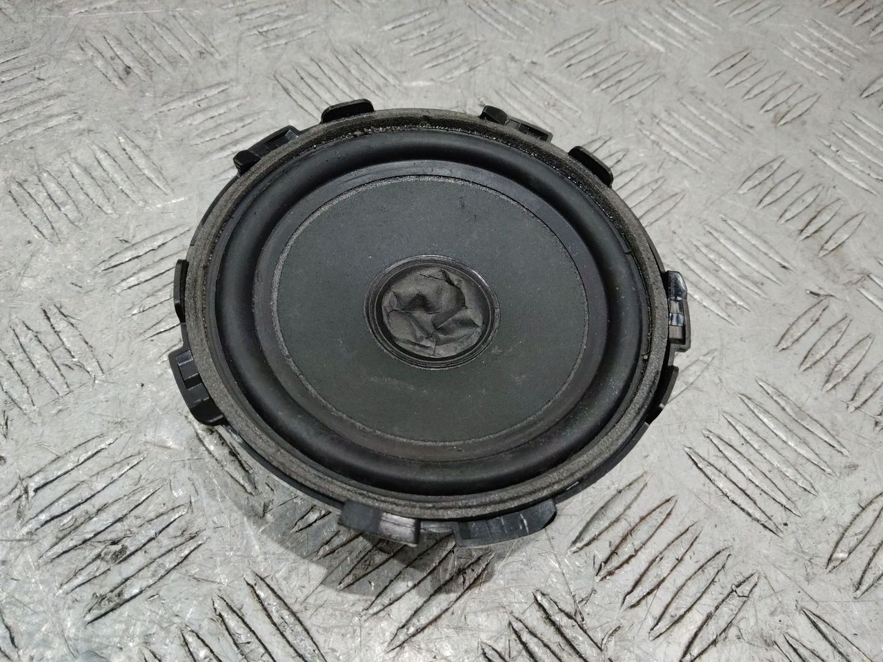 динамик Mercedes-Benz C-Класс W205/S205/C205 [рестайлинг] 2018, A2058201002