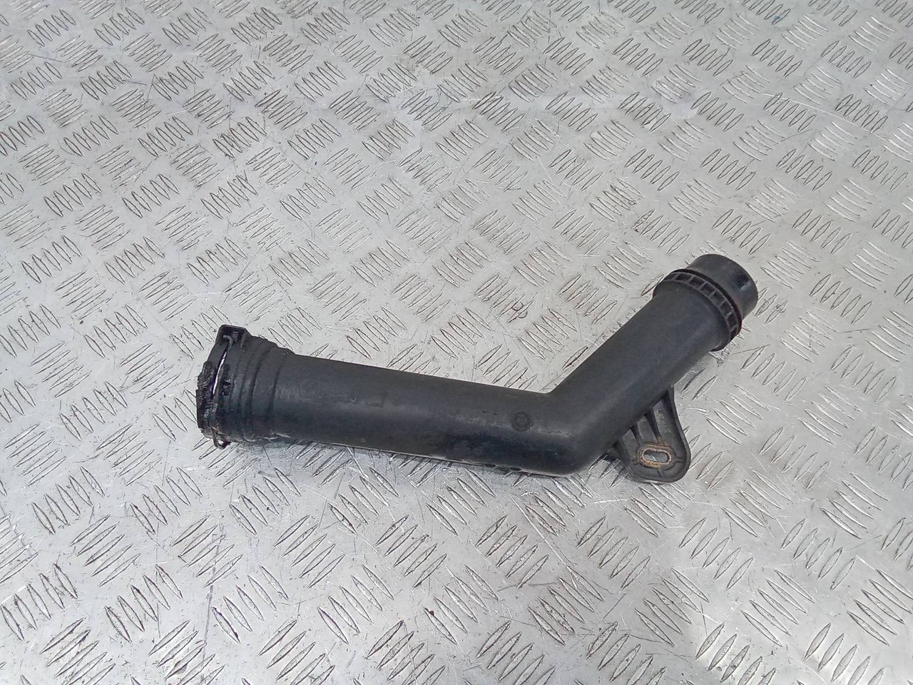 патрубок интеркулера Renault Scenic 3 поколение 2012, 1.5 л., дизель, 144609794R