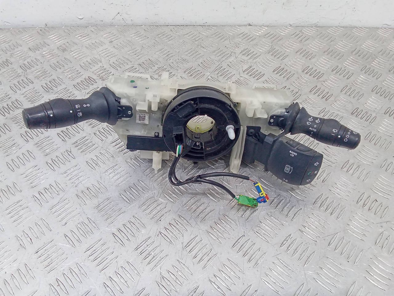 переключатель подрулевой (стрекоза) Renault Megane 3 поколение 2008, 255670019R