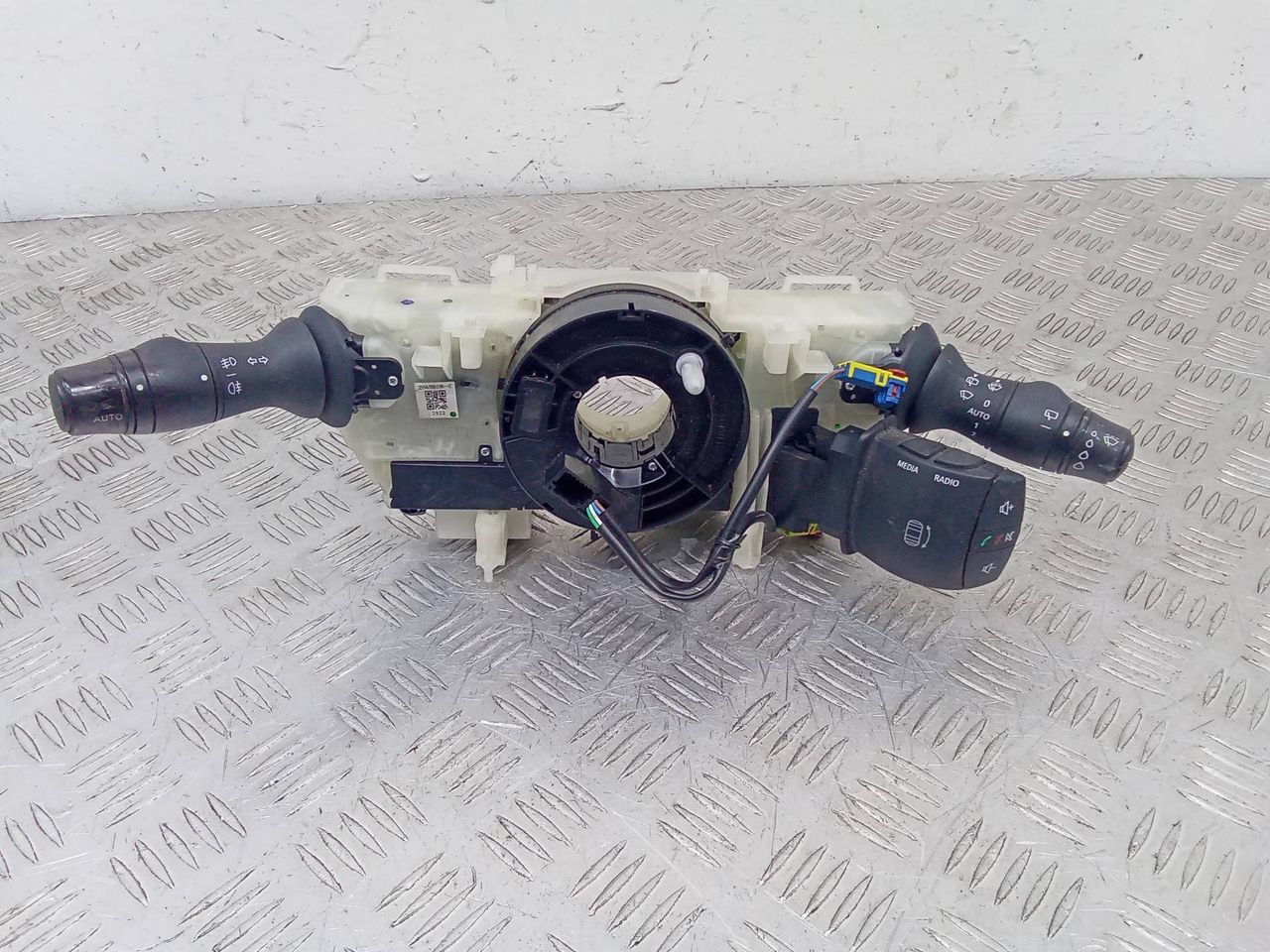 переключатель подрулевой (стрекоза) Renault Megane 3 поколение 2011, 255670019R