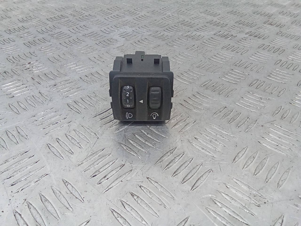 кнопка корректора фар Renault Scenic 3 поколение 2011, 251900001RD