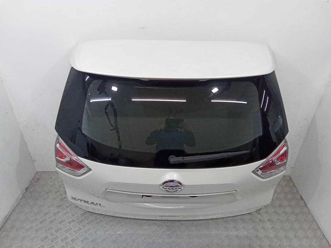 крышка багажника (дверь 3-5) Nissan X-Trail T32 2016