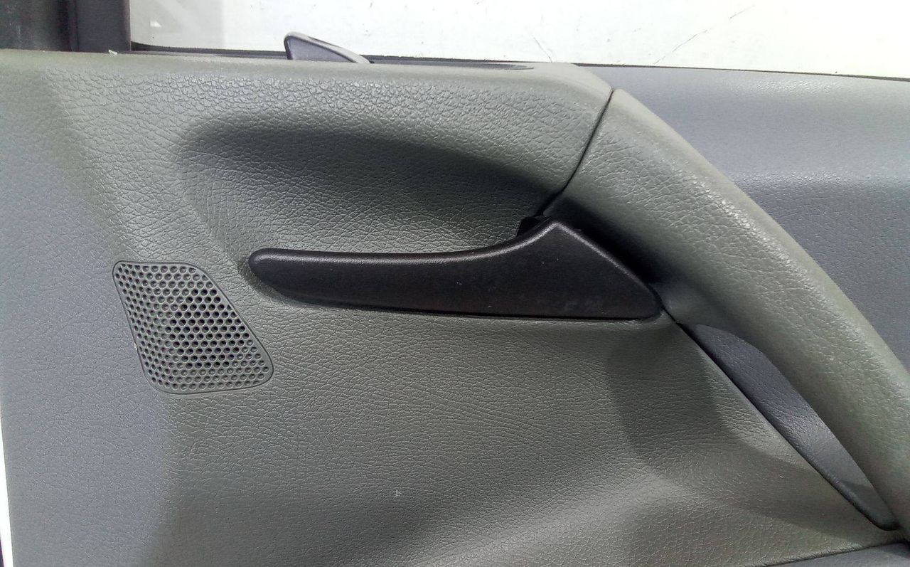 ручка внутренняя передняя правая Mercedes-Benz Vito W639 2008