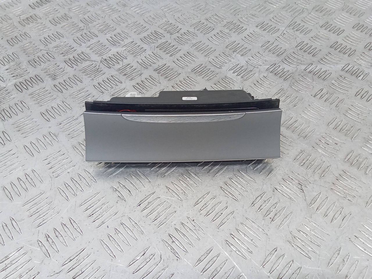 пепельница Volkswagen Passat B6 2008, 3C0863284