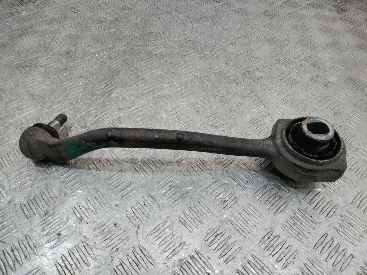 рычаг передний правый Mercedes-Benz C-Класс W203/S203/CL203 [рестайлинг] 2006, 16720311