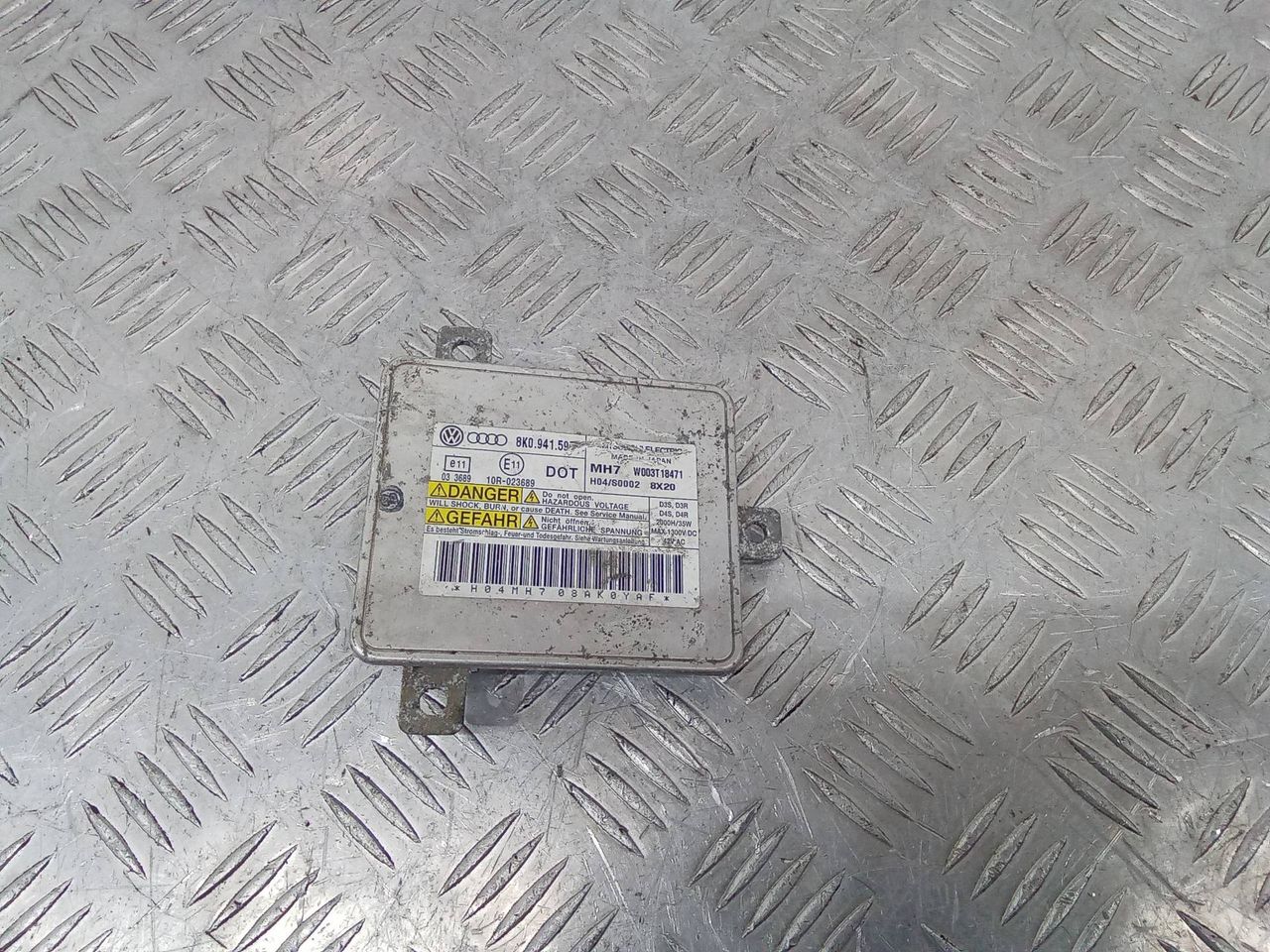 блок розжига ксенона Audi A4 B8/8K 2009, 8K0941597