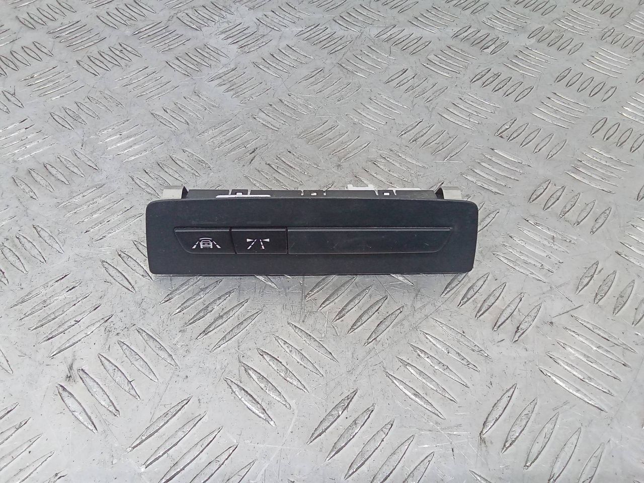 кнопка (выключатель) BMW 2 серия F22/F23 2017, купе, 9268478