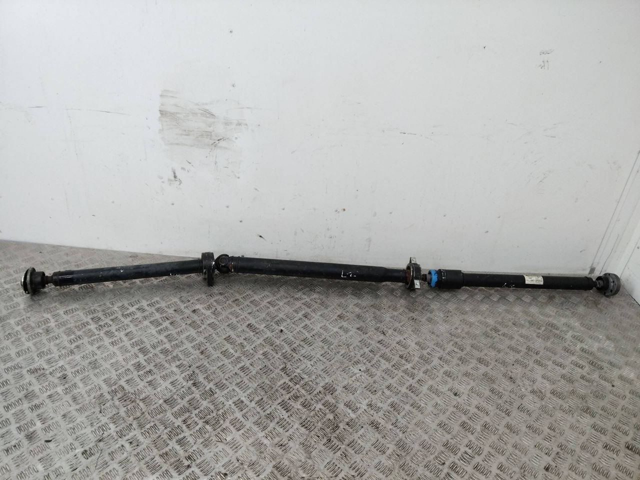 карданный вал Volvo XC60 1 поколение 2011, 2.4 л., дизель, полный привод, 8G9N7L190DB