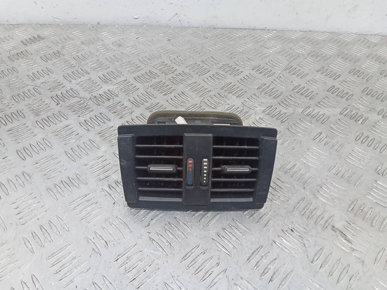 дефлектор обдува салона BMW 2 серия F22/F23 2017, купе, 926535001, 9207330