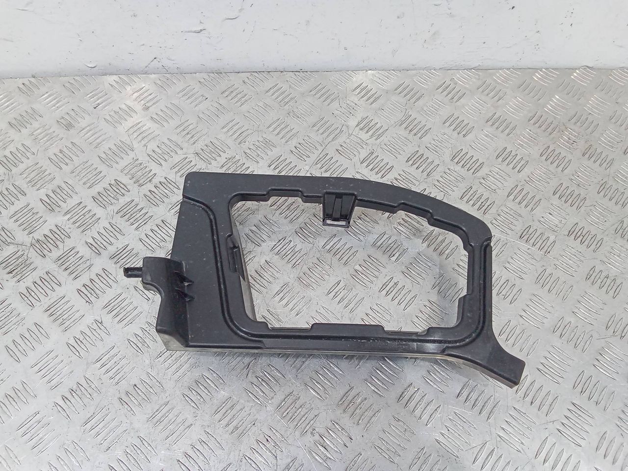 пластик BMW 2 серия F22/F23 2017, купе, 7295950