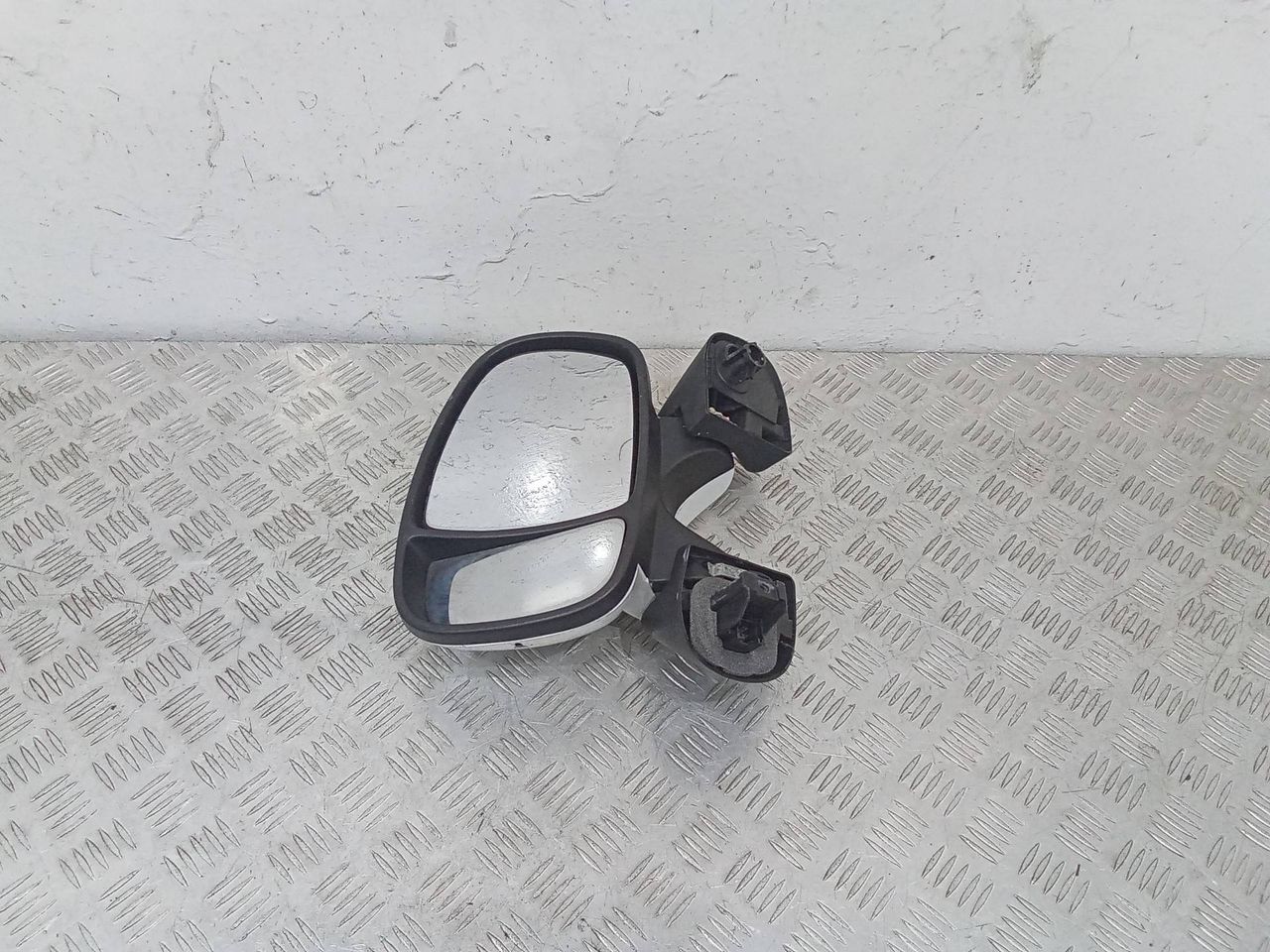 зеркало наружное левое Renault Trafic 2 поколение 2005, PP878070