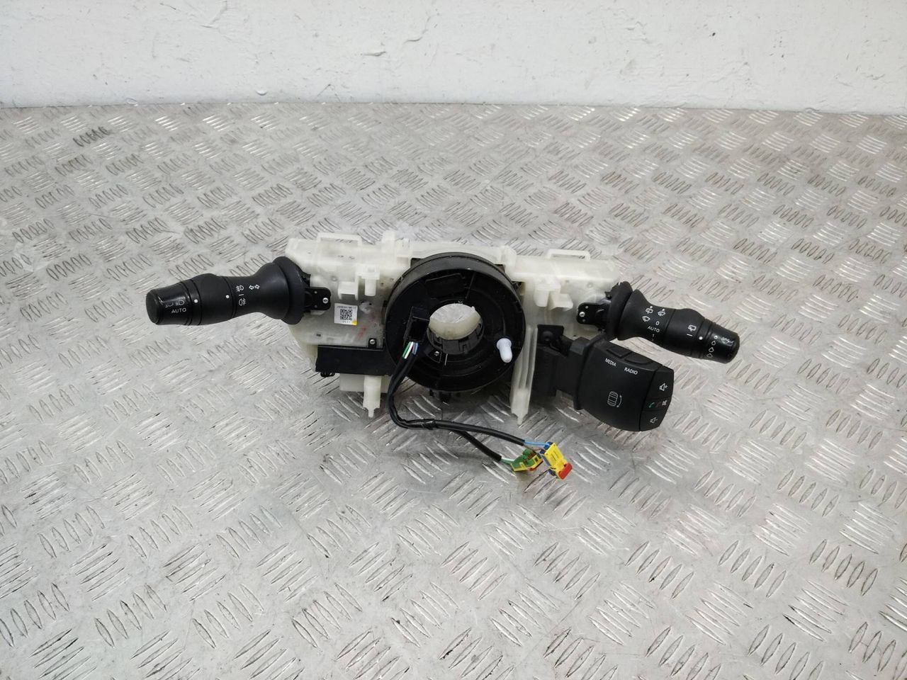 переключатель подрулевой (стрекоза) Renault Megane 3 поколение 2011, 255670019R