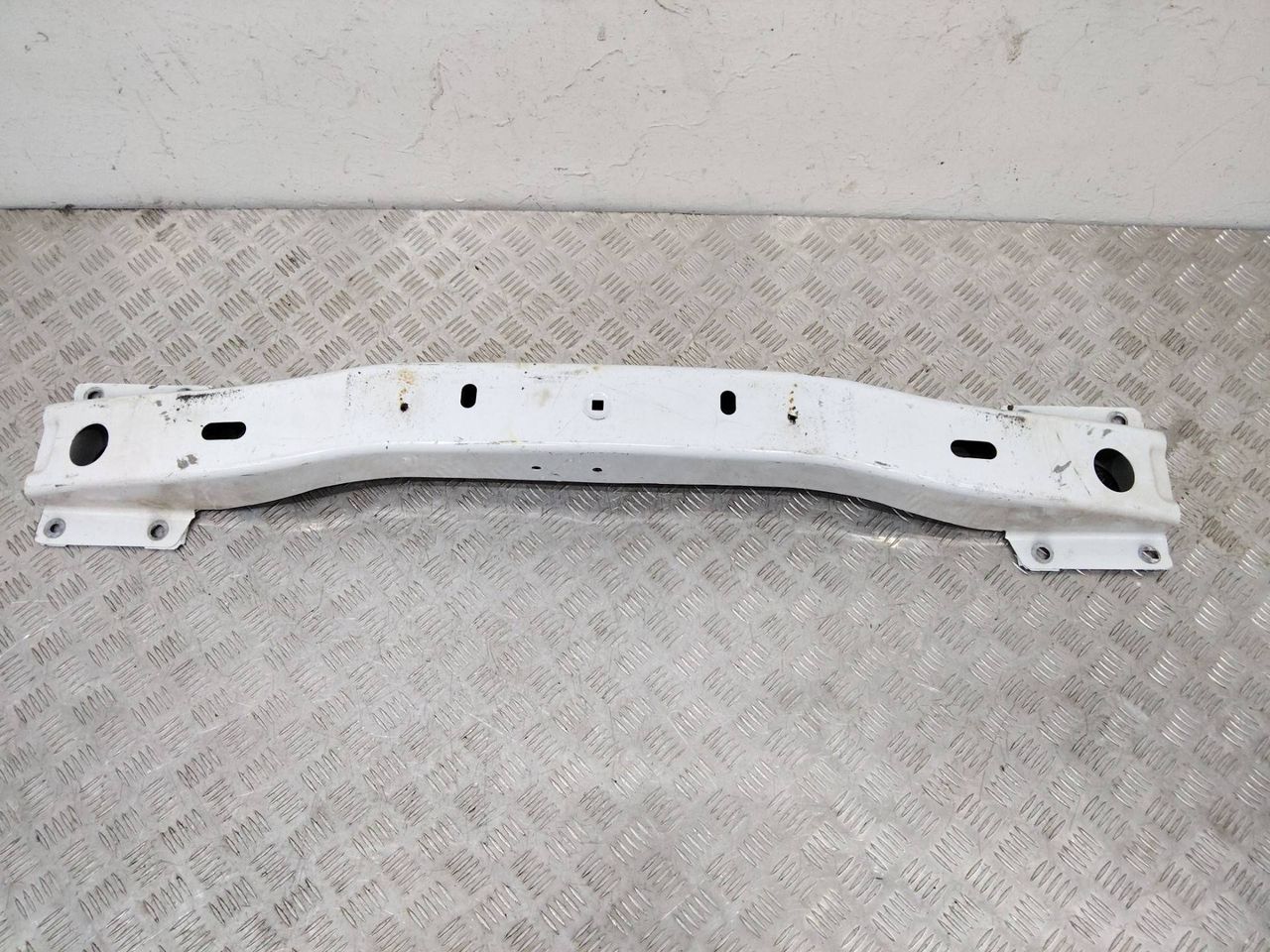 усилитель бампера переднего Renault Master 3 поколение 2014, 8200747533