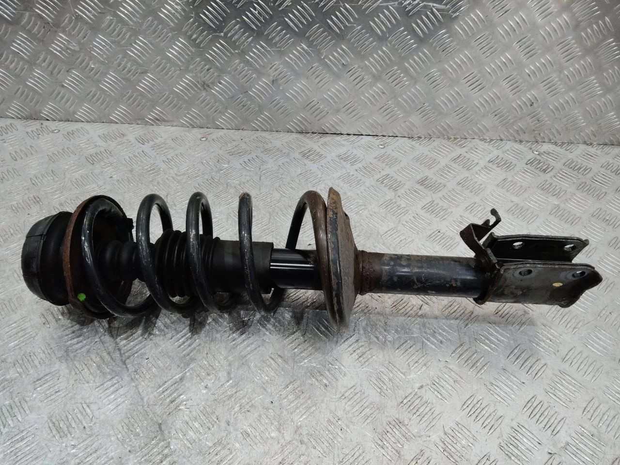 стойка передняя Renault Logan 1 поколение 2008, 8200807029