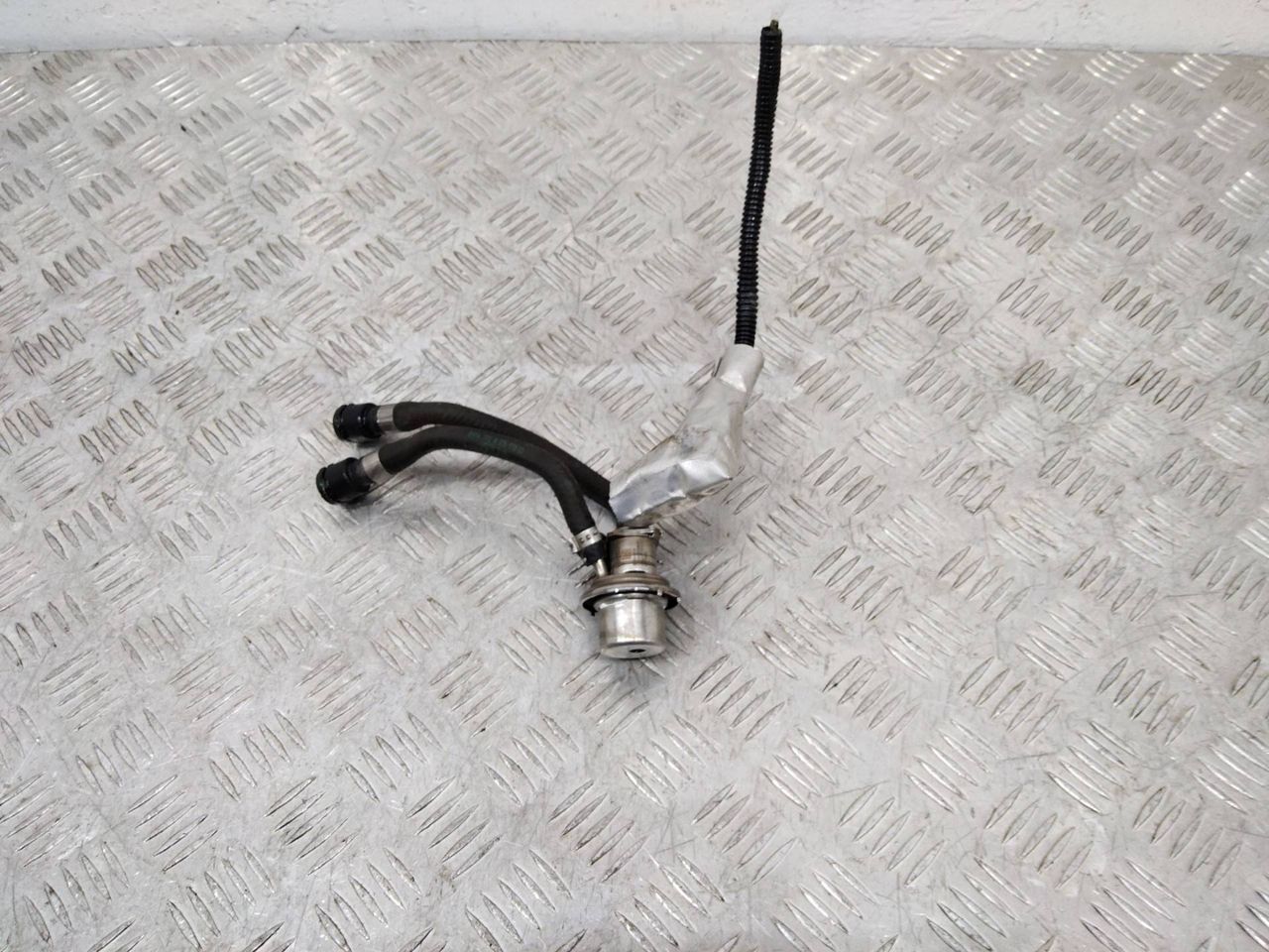 Форсунка Adblue BMW 7 серия G11/G12 2018, 3.0 л., 8579894