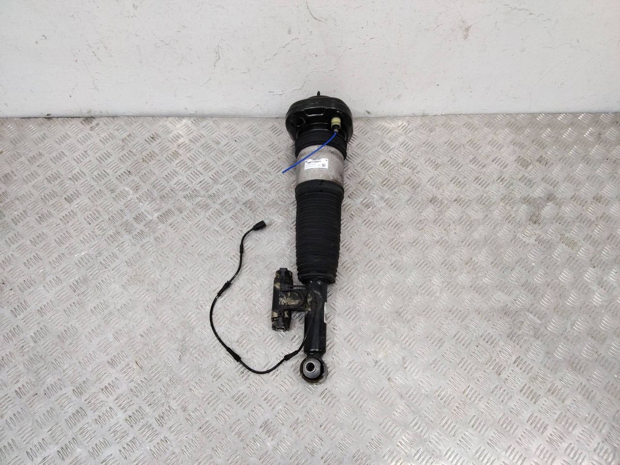 пневмостойка задняя BMW 7 серия G11/G12 2018, 3.0 л., дизель, 7668745