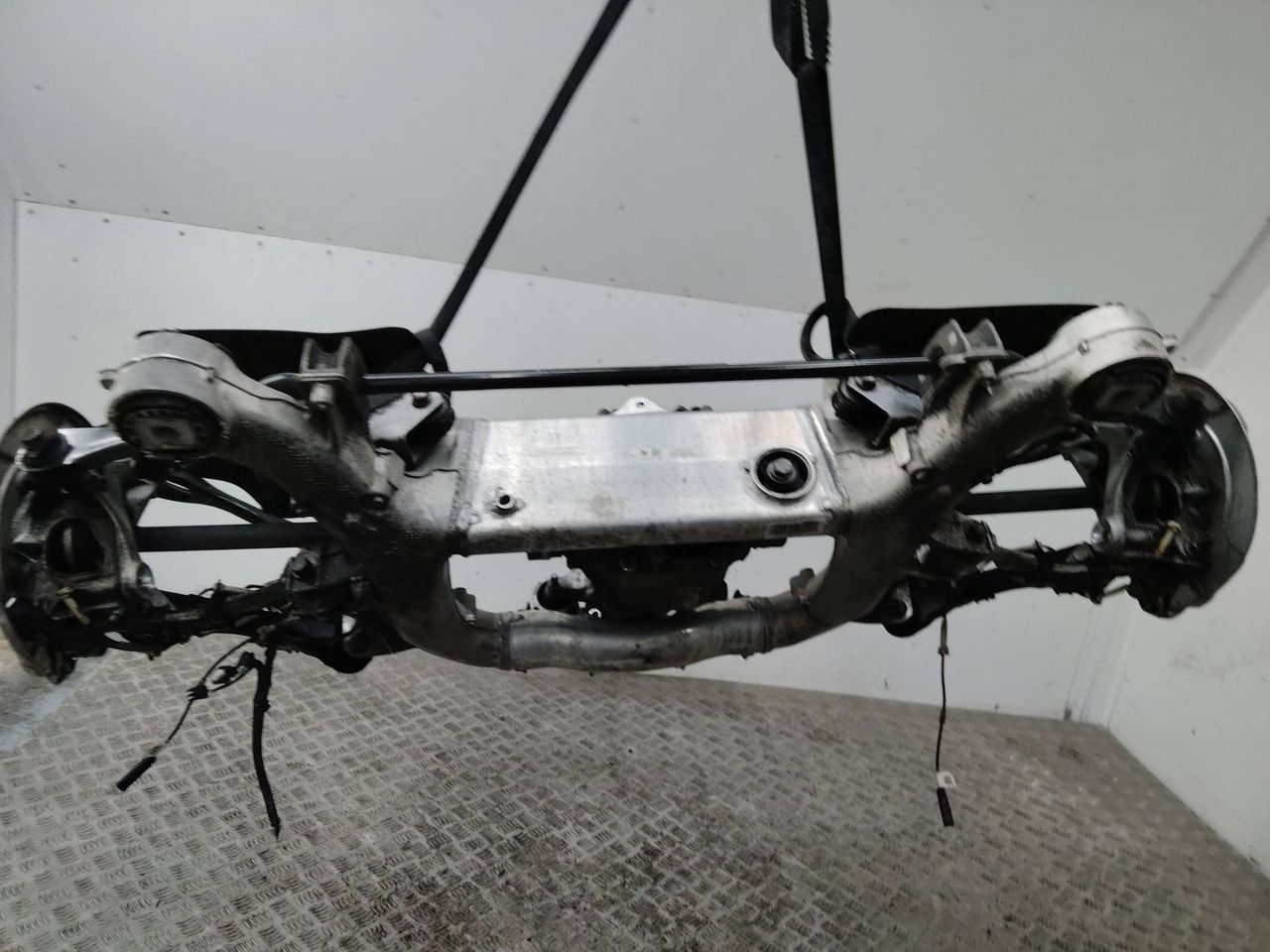 балка подвески задняя BMW 7 серия G11/G12 2018, 3.0 л., дизель, 6883918