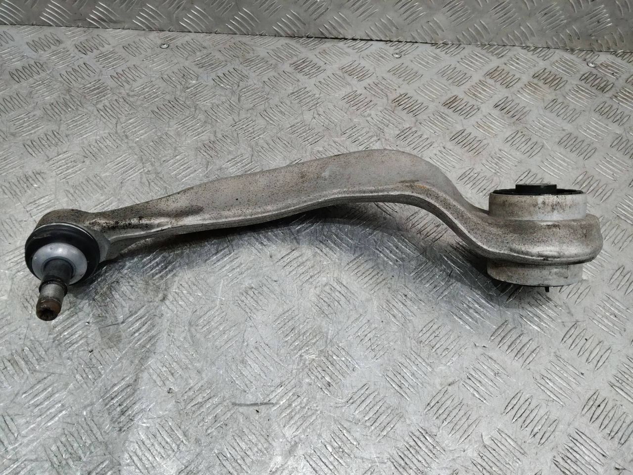 рычаг передний левый BMW 7 серия G11/G12 2018, 3.0 л., дизель, 6082T6