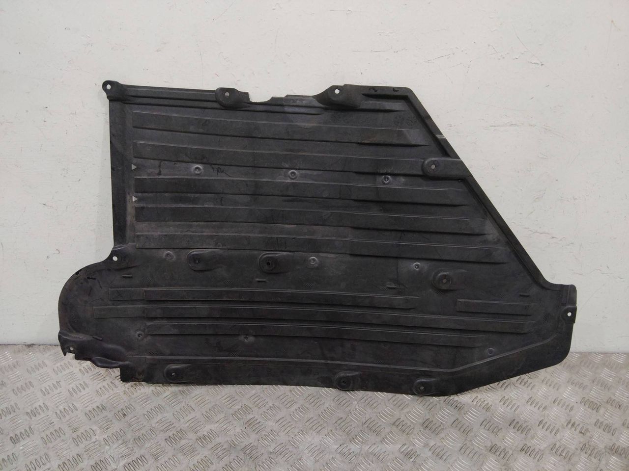защита днища BMW 7 серия G11/G12 2018, 3.0 л., дизель, 7455536