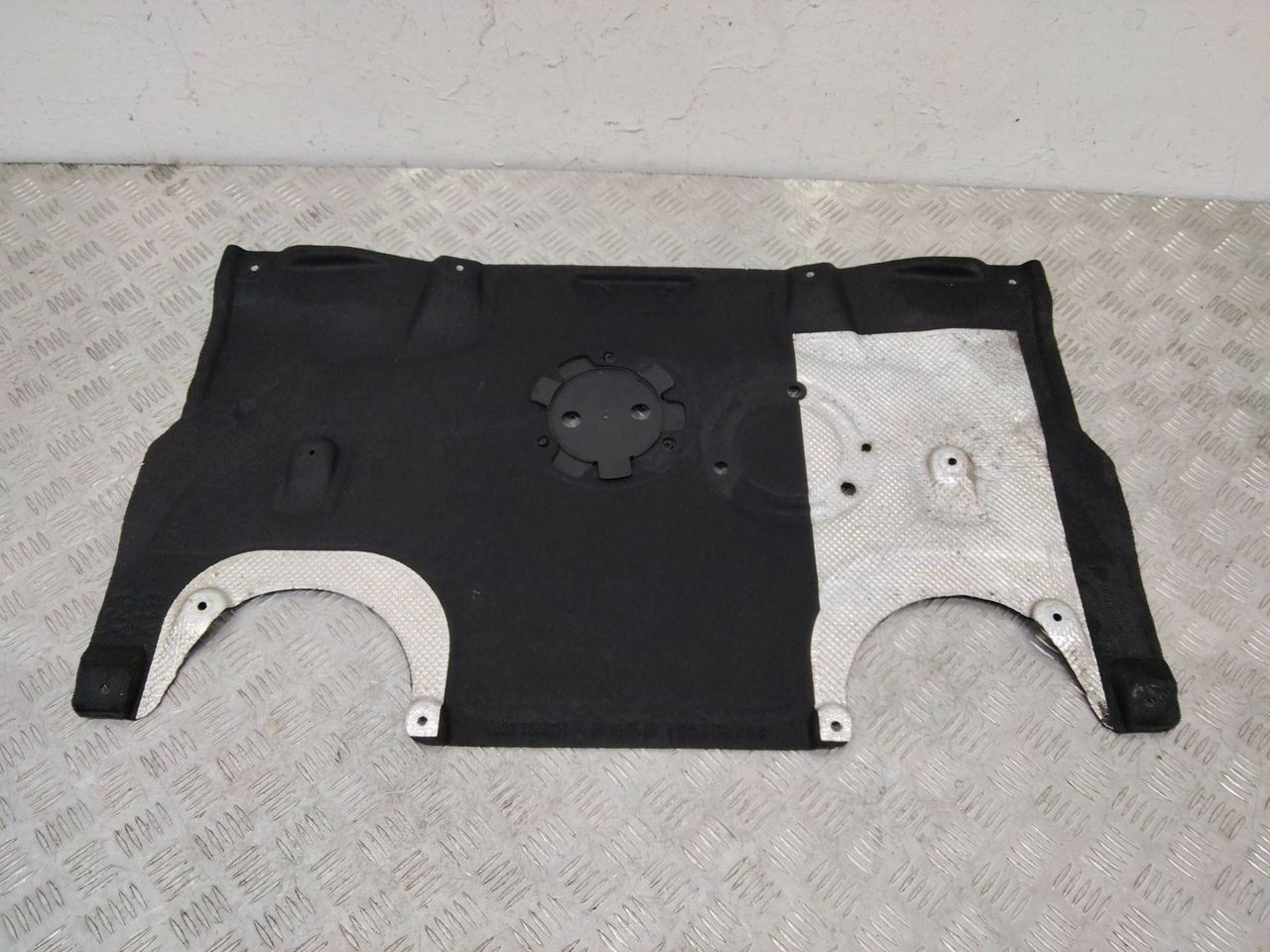 защита двигателя BMW 7 серия G11/G12 2018, 3.0 л., дизель, 7340171
