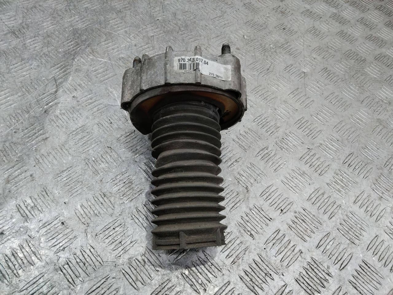 опора амортизатора верхняя (чашка) Porsche Panamera 970 2011, 3.0 л., дизель, 97034301704
